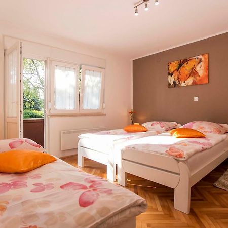 Apartman Barbara Rovigno Esterno foto