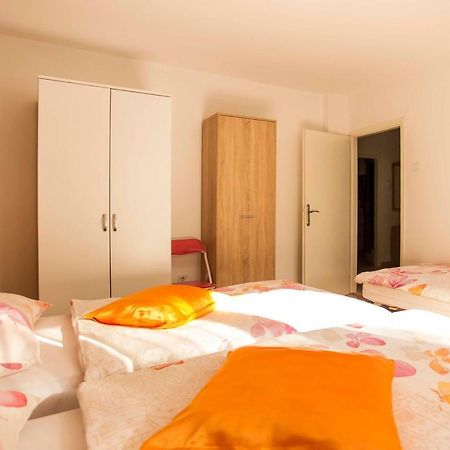 Apartman Barbara Rovigno Esterno foto
