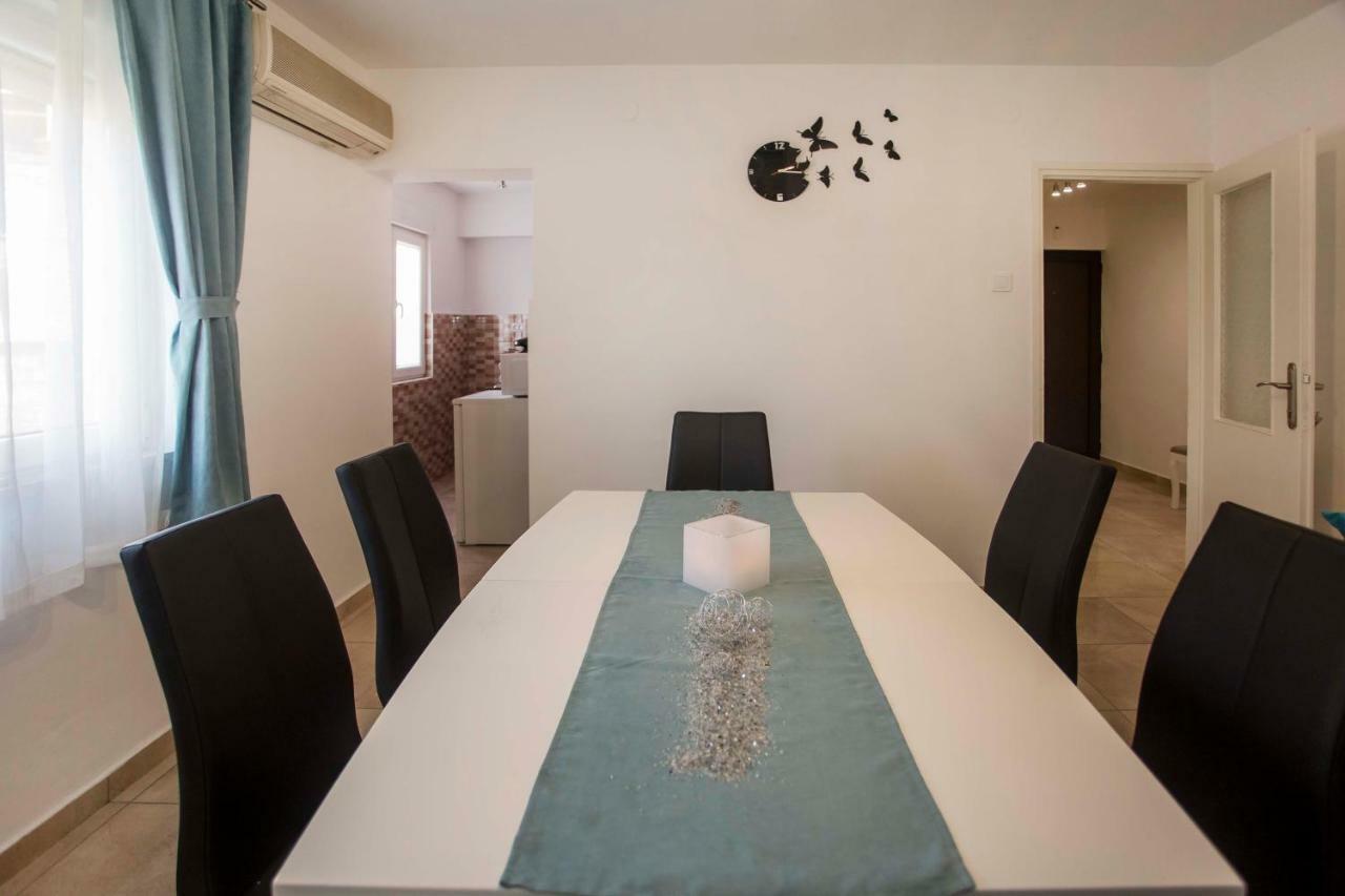 Apartman Barbara Rovigno Esterno foto