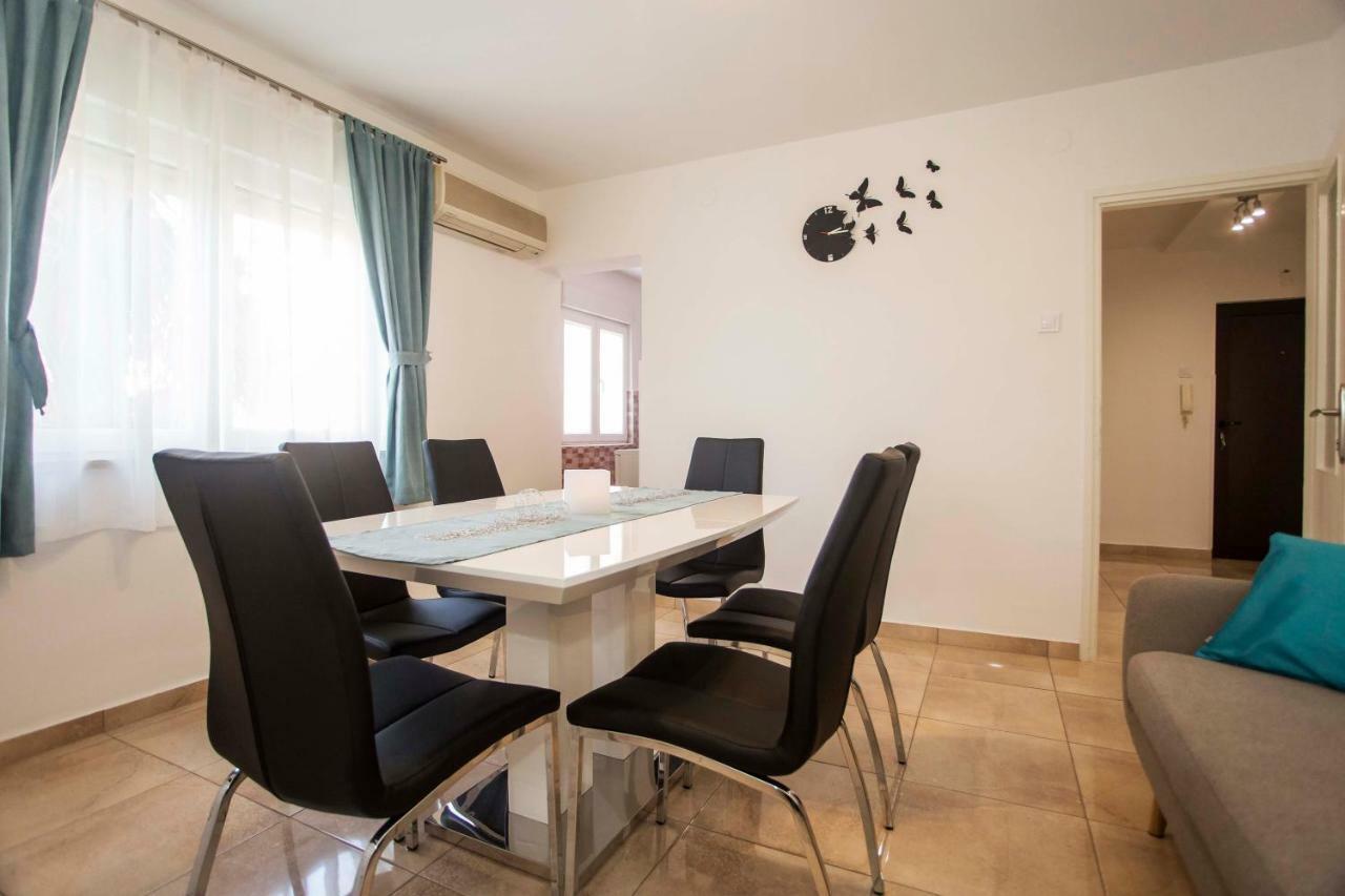 Apartman Barbara Rovigno Esterno foto