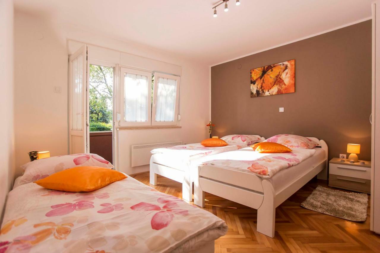 Apartman Barbara Rovigno Esterno foto