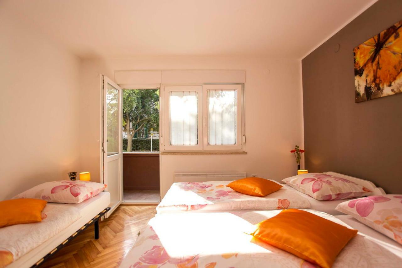 Apartman Barbara Rovigno Esterno foto