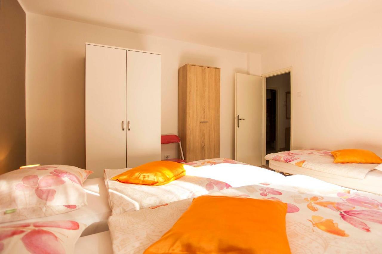 Apartman Barbara Rovigno Esterno foto