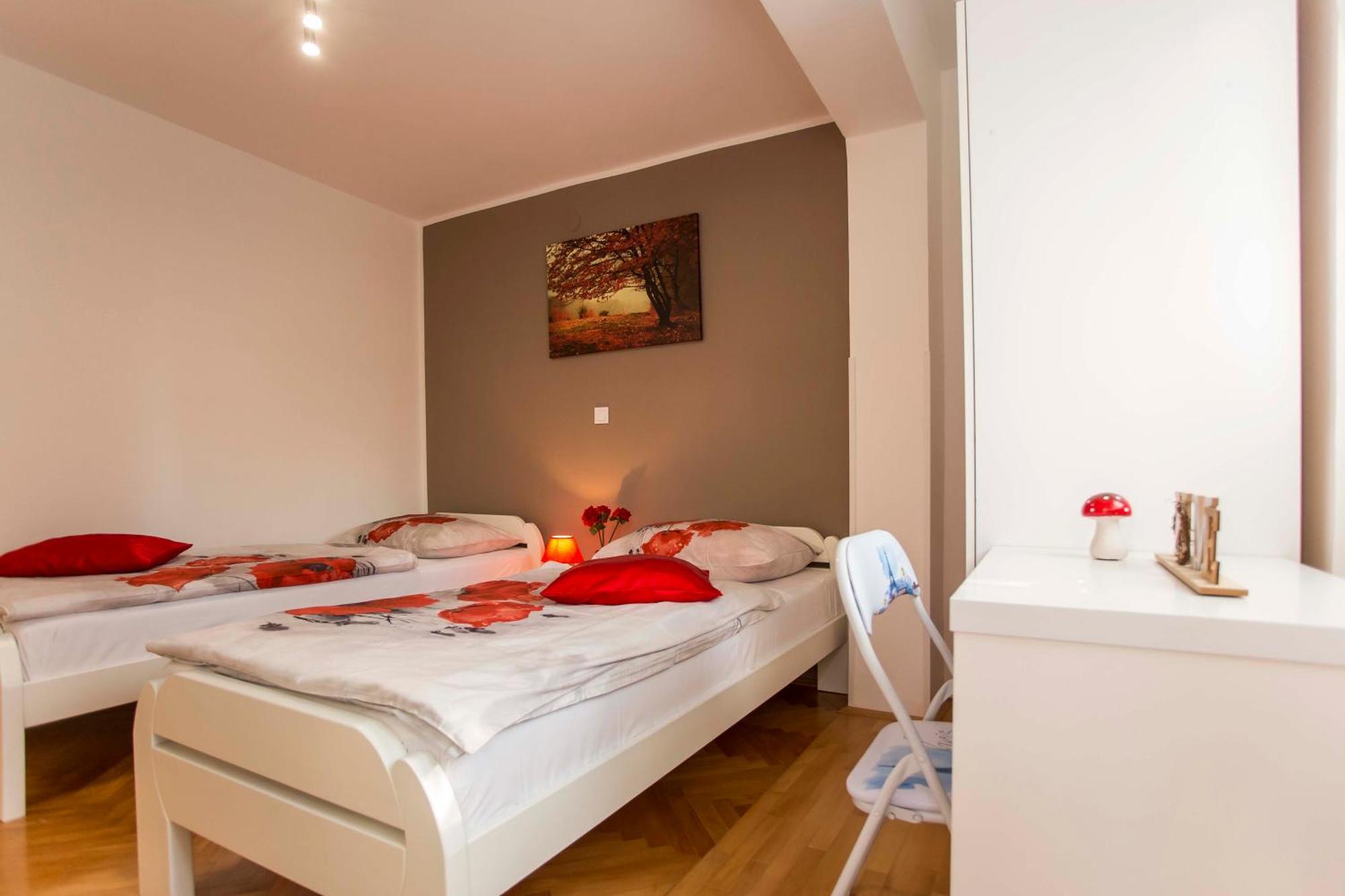 Apartman Barbara Rovigno Esterno foto